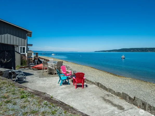 3365 Shoreline Drive, Camano Island, WA 98282