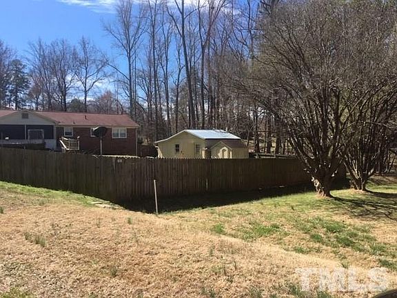 2nd image of 1604 Oak Forest Dr