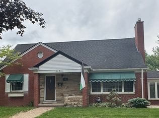 413 S Silvery Ln, Dearborn, MI 48124