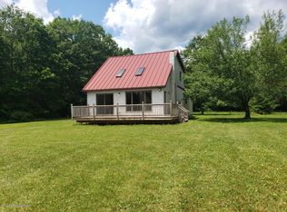 135 Colleen Ct, Stroudsburg, PA 18360