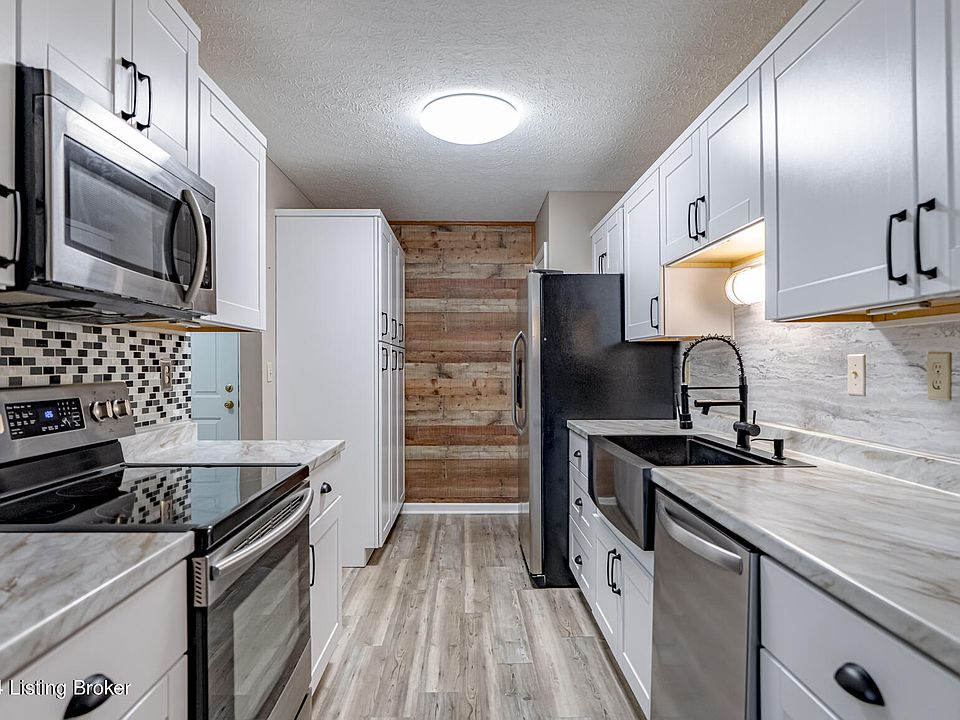 1st image of 104 Donard Park Ave