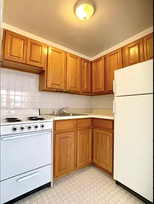 Rented by REAL New York | media 3