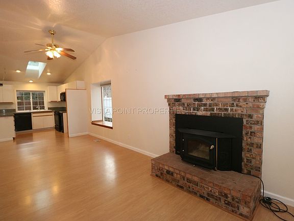 4th image of 11607 SW Winter Lake Dr
