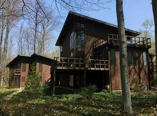 200 Stephany Rd, Fairview, PA 16415