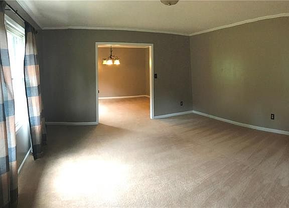 5th image of 1929 Knolls Dr