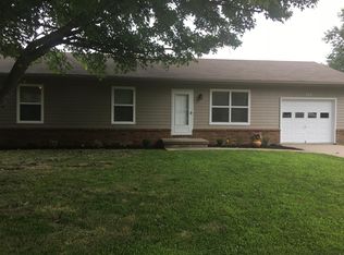 202 Hannah Dr, Rogersville, MO 65742