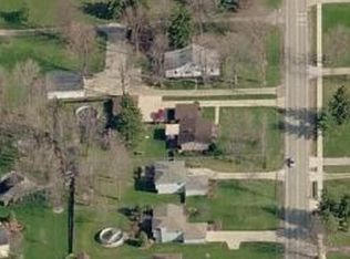 7200 Fitch Rd, Olmsted Township, OH 44138