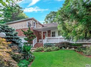 3207 Benjamin Rd, Oceanside, NY 11572