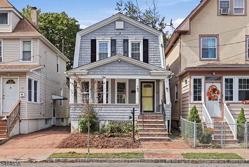 1st image of 9 Watson Ave