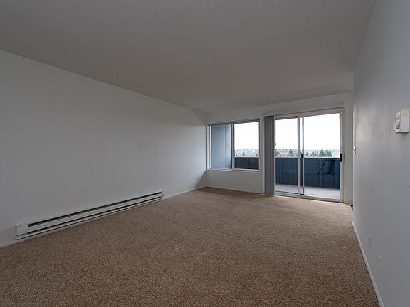 3rd image of 1140 Edmonds Ave NE #323