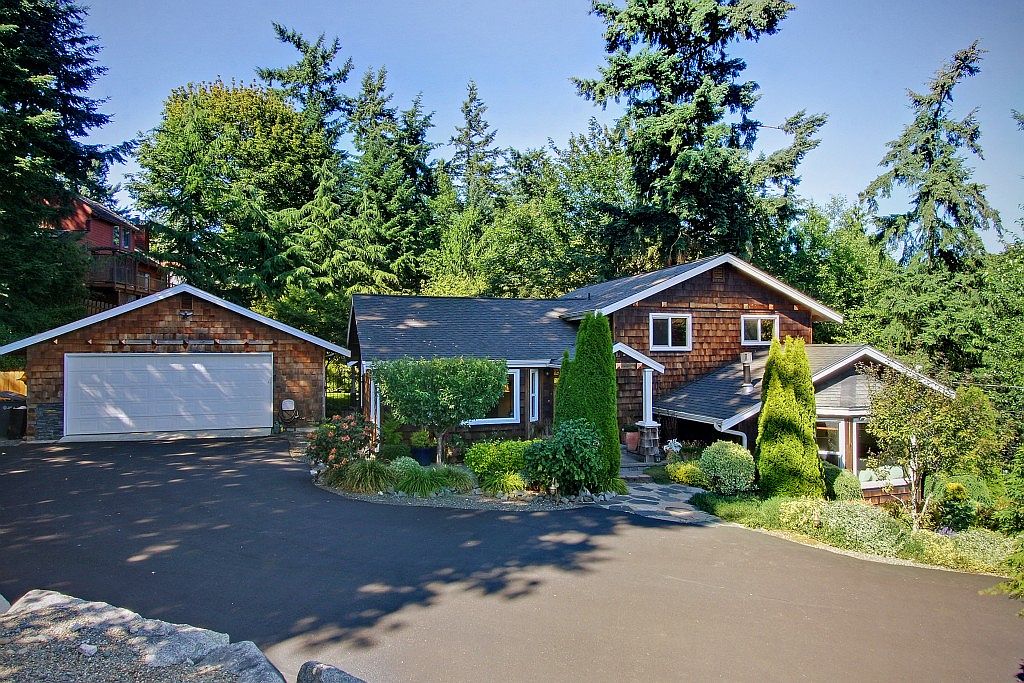 6407 7th St NE, Tacoma, WA 98422 | Zillow