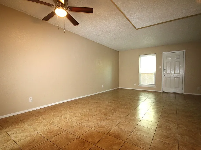 3732 Bonnie Dr — Photo 8