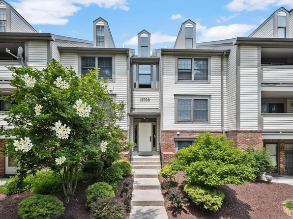 18708 Caledonia Ct, Germantown, MD