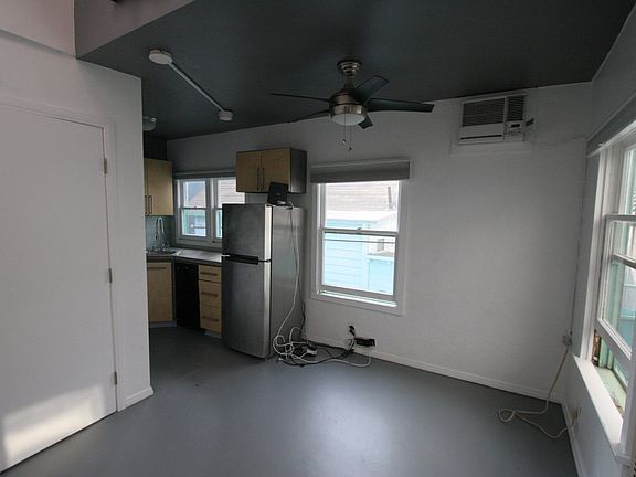 5th image of 45 Ozone Ave Unit F