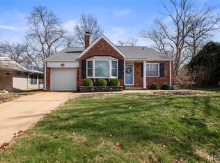 760 Glenway Dr, Saint Louis, MO 63122