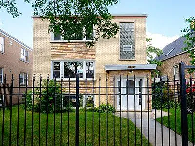 2910 W Touhy Ave #1