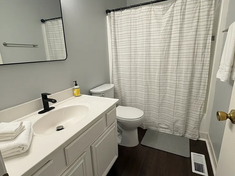 1315 Sturdy Rd — Photo 8