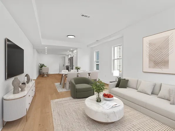 9-9-9A 2nd St, Medford, MA 02155