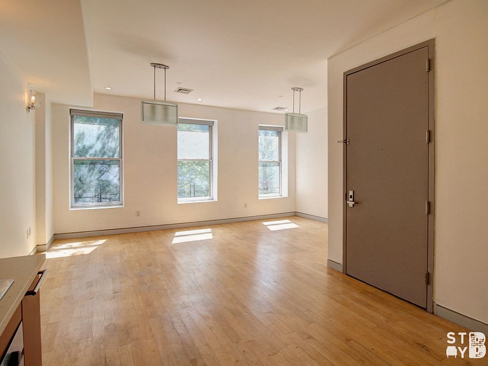 1st image of 230A 6th Ave #2B