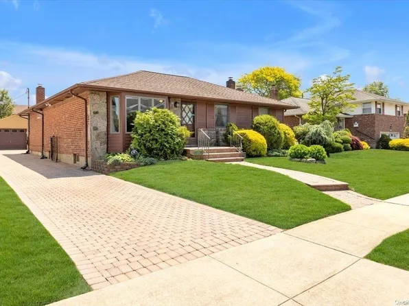 123 Ketchams Road, Syosset, NY 11791