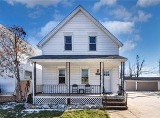 12929 Plover St, Lakewood, OH