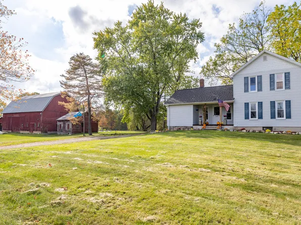 4420 Bull Run Rd, Gregory, MI 48137