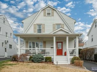 497 Windsor Rd, Wood Ridge, NJ 07075