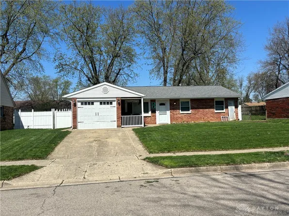 1974 Connecticut Dr, Xenia, OH 45385