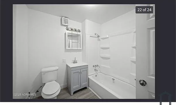 1518 Buckingham St — Photo 15