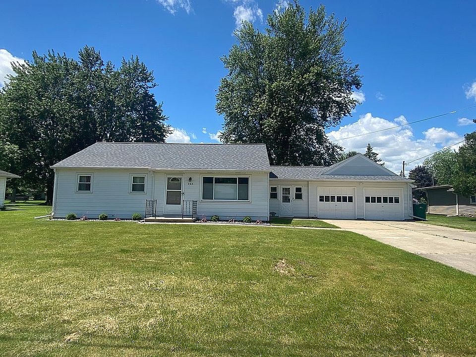 1st image of 202 Southlawn Dr