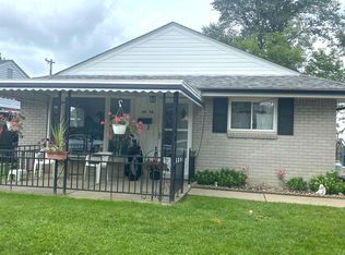 4456 15th St, Wyandotte, MI 48192