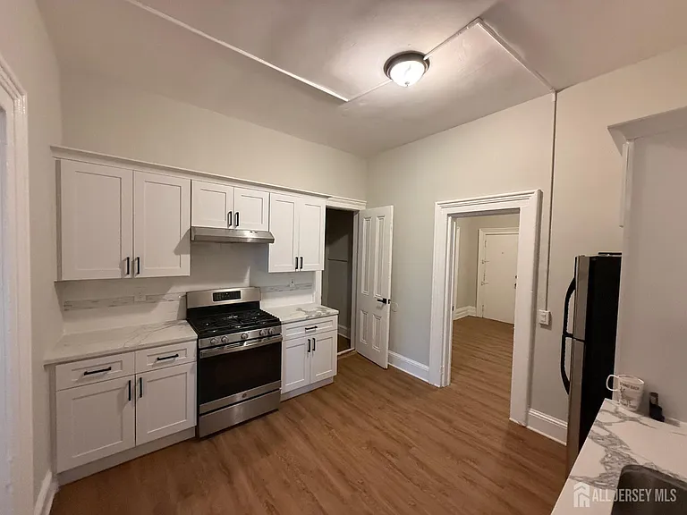 88 Harvey St #2 — Photo 6