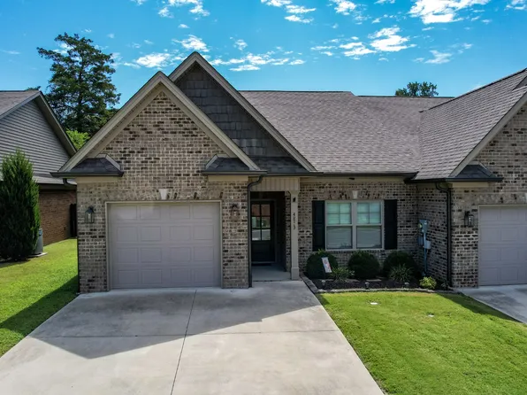 4833 Grove Park Dr NE, Cleveland, TN 37312