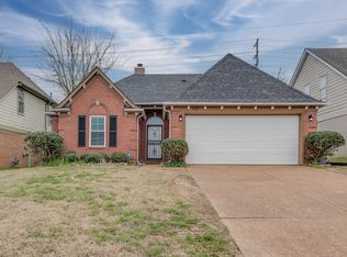 422 N Ericson Rd, Cordova, TN 38018