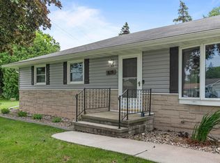 829 Haase St, Neenah, WI 54956