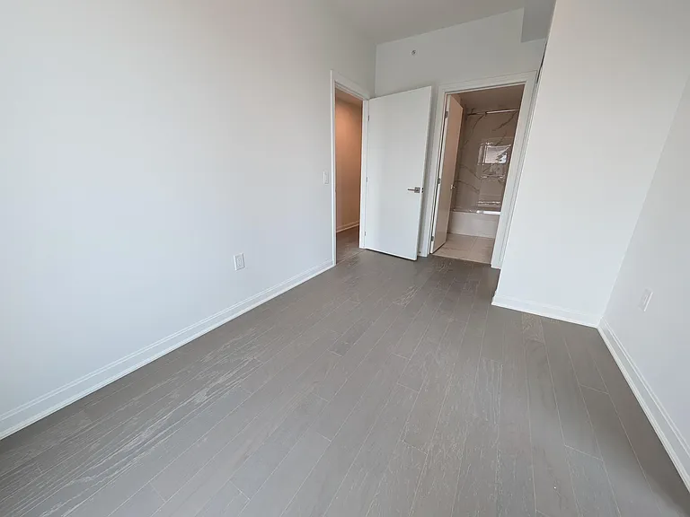 223 Princess St #301 — Photo 10