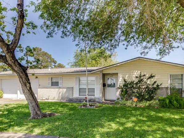 10327 Collingswood Rd, La Porte, TX 77571