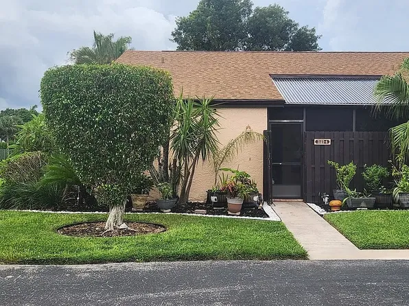 7127 Almendro Ter APT 4, Fort Myers, FL 33907