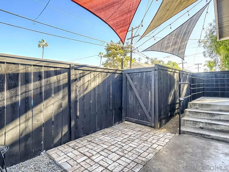 4655 Date Ave — Photo 9