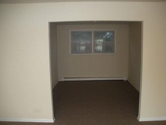 4th image of 2007 W Touhy Ave #2007108
