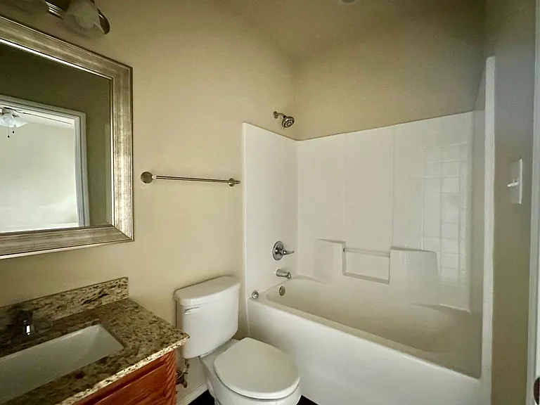 3508 S 4th St — Photo 15