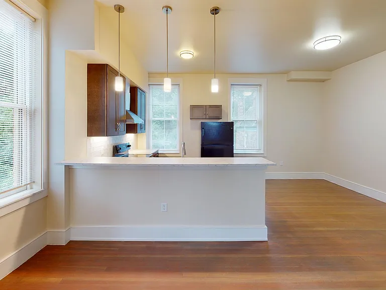 101 Peete St #4 — Photo 25