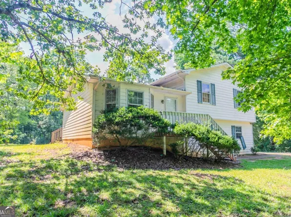 140 Beverly Park Ct, Newnan, GA 30263