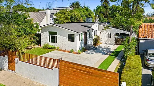 2216 Veteran Ave Photo 1