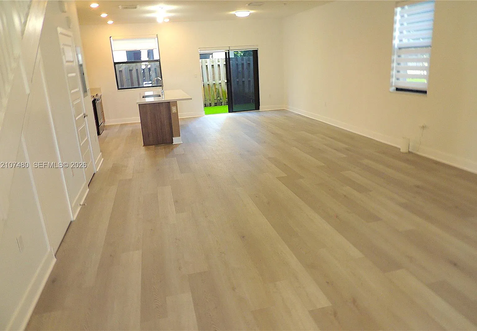 Highland At Park Central — Photo 3