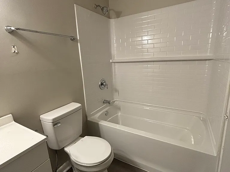 9 Adams Cir #A — Photo 15