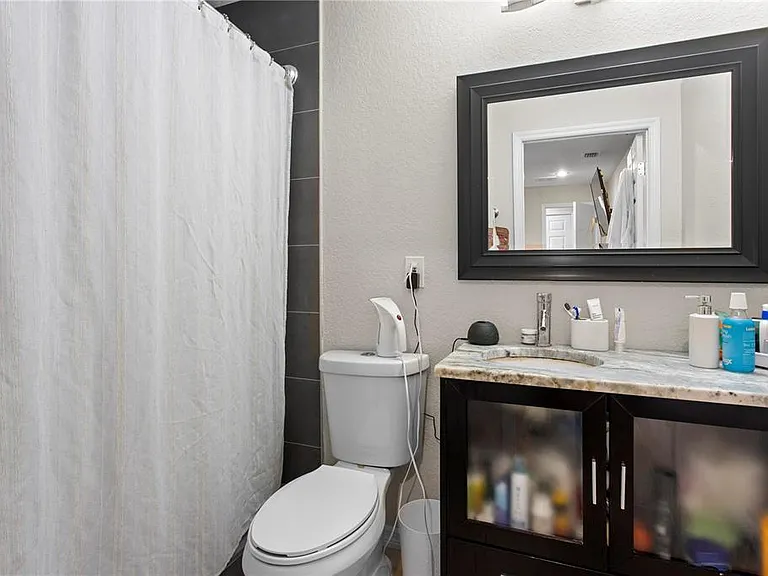 4215 W Bay Vista Ave — Photo 15