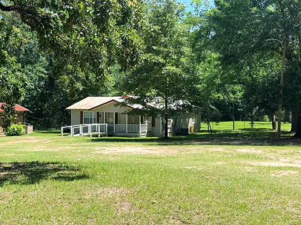 710 N Broadway, Kennard, TX 75847