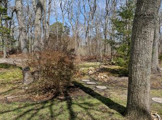 6 Columbine Ave S, Hampton Bays, NY 11946