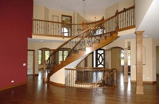 4th image of 16216 S Circle Park Ct